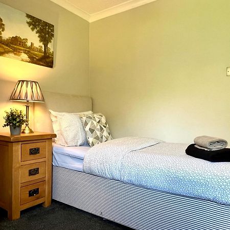 Spacious 2 Bed-Flat In Glasgow City - Free Parking 外观 照片