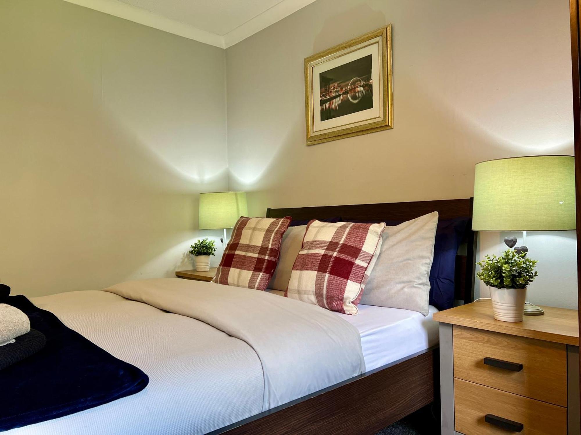 Spacious 2 Bed-Flat In Glasgow City - Free Parking 外观 照片