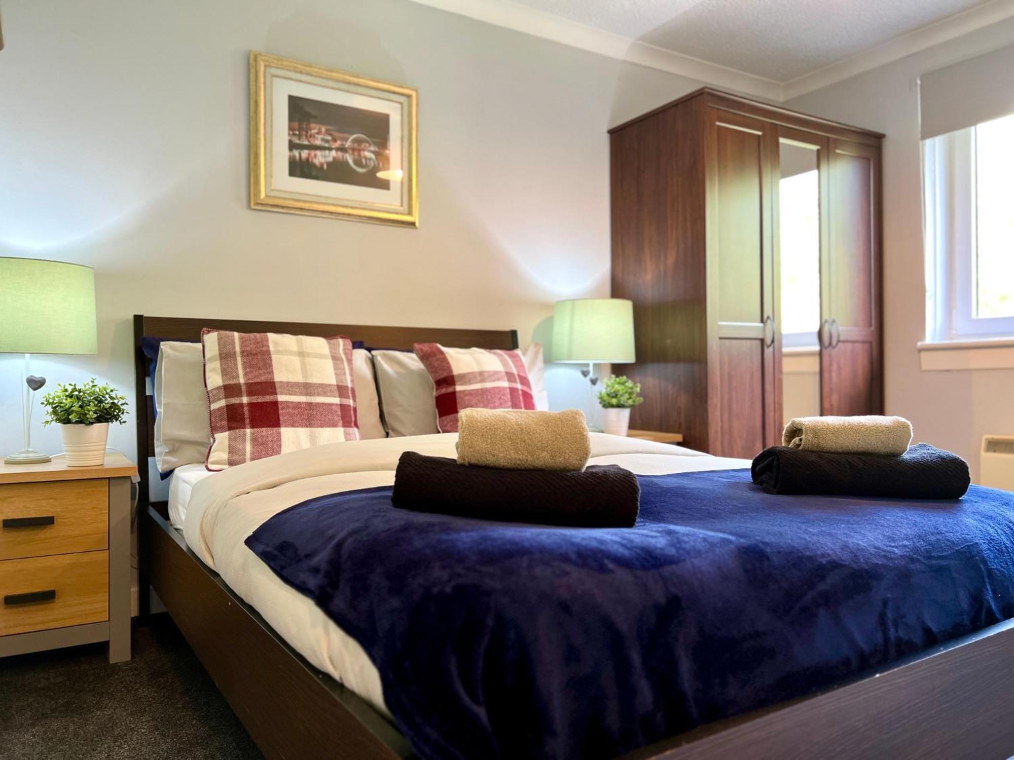 Spacious 2 Bed-Flat In Glasgow City - Free Parking 外观 照片