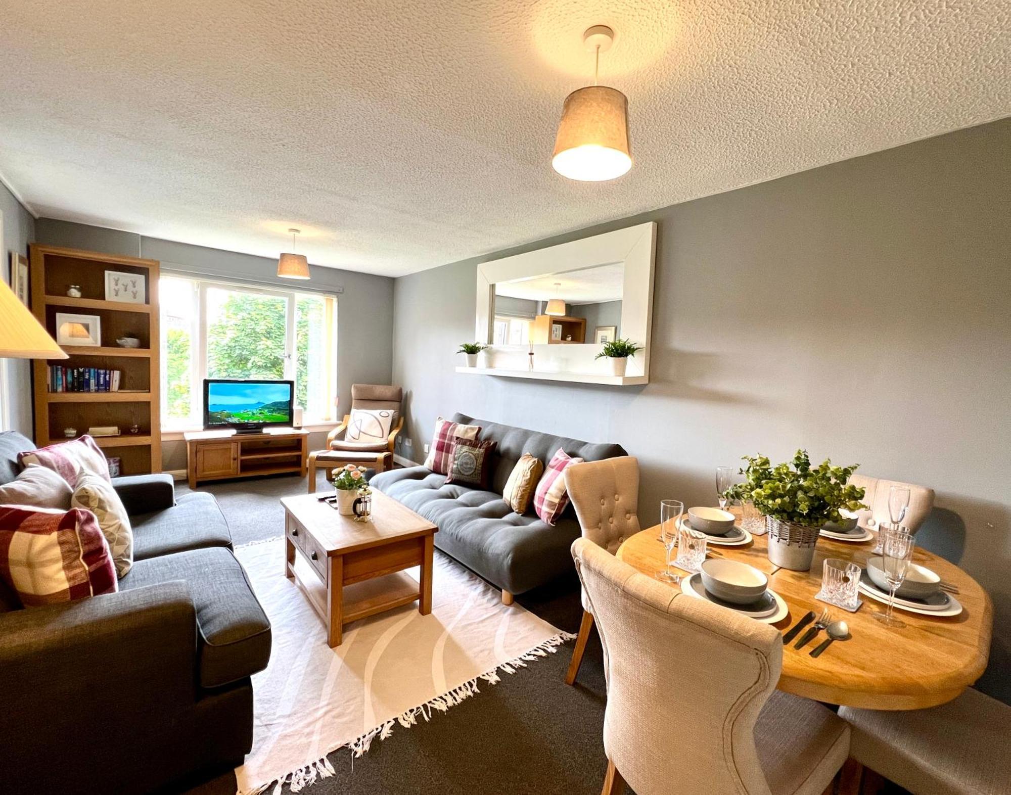 Spacious 2 Bed-Flat In Glasgow City - Free Parking 外观 照片