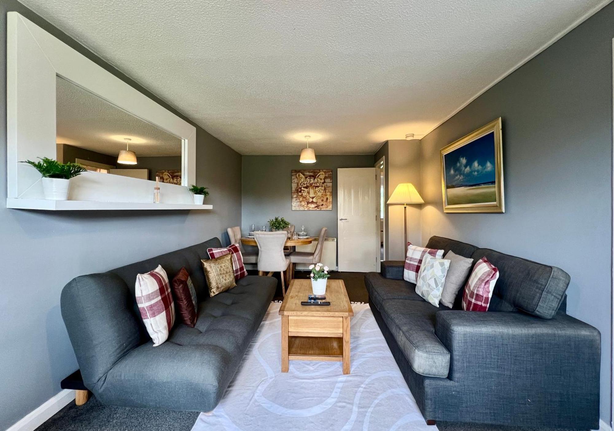 Spacious 2 Bed-Flat In Glasgow City - Free Parking 外观 照片