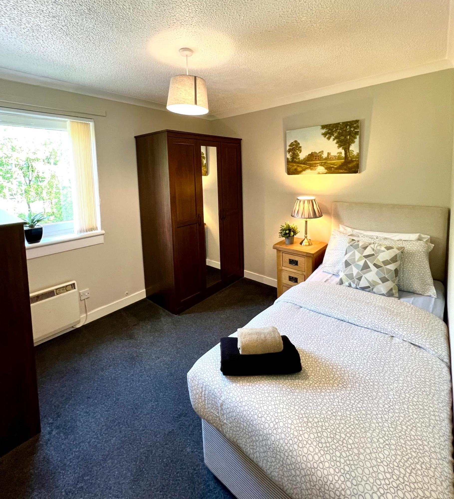 Spacious 2 Bed-Flat In Glasgow City - Free Parking 外观 照片